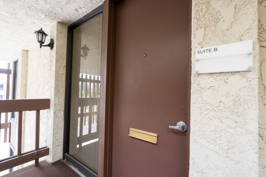 More Photos Of 16810-16816 Bernardo Center Dr, San Diego Medical For Lease