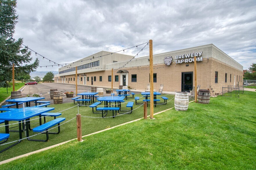 More Photos Of 5455 Spine Rd, Boulder Flex For Lease