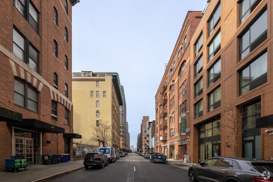 More Photos Of 547 W 27th St, New York Loft Creative Space For Lease
