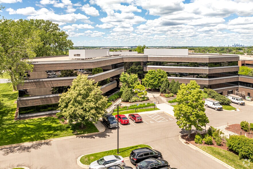 More Photos Of 1250 Northland Dr, Saint Paul Unknown For Lease