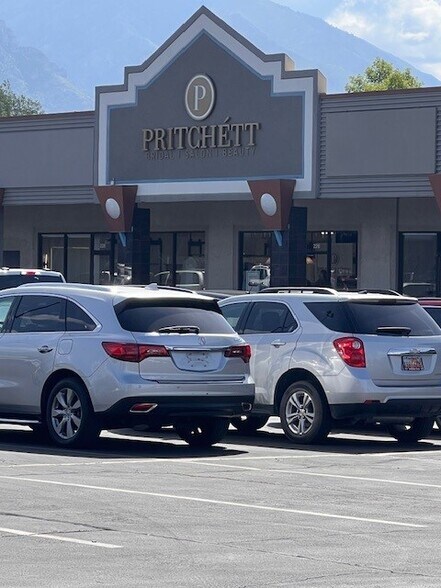 More Photos Of 260 E University Pky, Orem Unknown For Lease