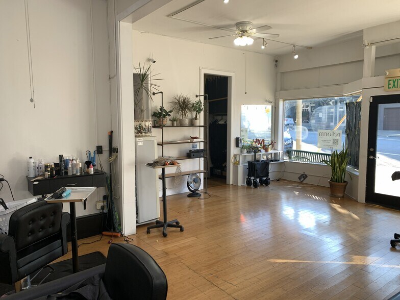 More Photos Of 1401-1409 Castro St, San Francisco Storefront Retail Residential For Lease