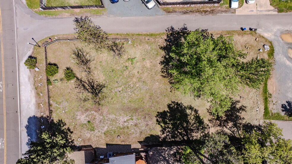 More Photos Of 21376 Consolation St, Volcano Specialty For Sale
