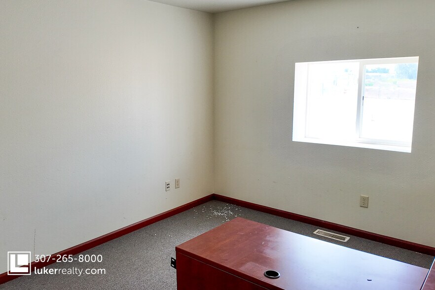 More Photos Of 5675 Chapman Pl, Casper Manufacturing For Sale