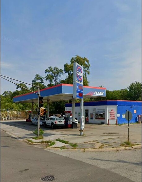 Primary Photo Of 4899 Georgia St, Gary Service Station For Sale