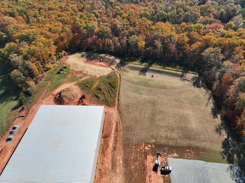 More Photos Of Ewing Drive, Rustburg Warehouse For Sale