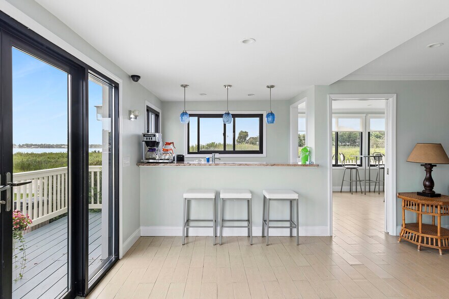 More Photos Of 53 W Tiana Rd, Hampton Bays Hotel For Sale