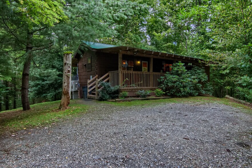 More Photos Of 5830 NC 209 Hwy, Hot Springs Specialty For Sale