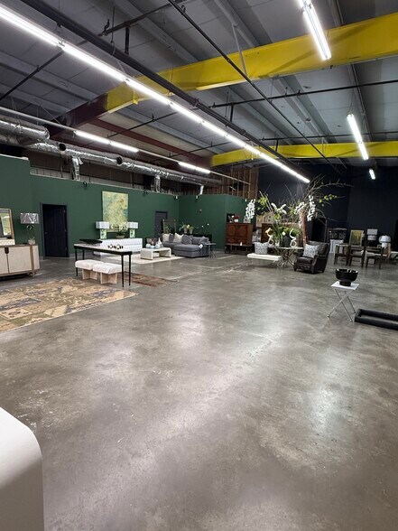 More Photos Of 3406 W Main St, Tupelo Industrial For Lease
