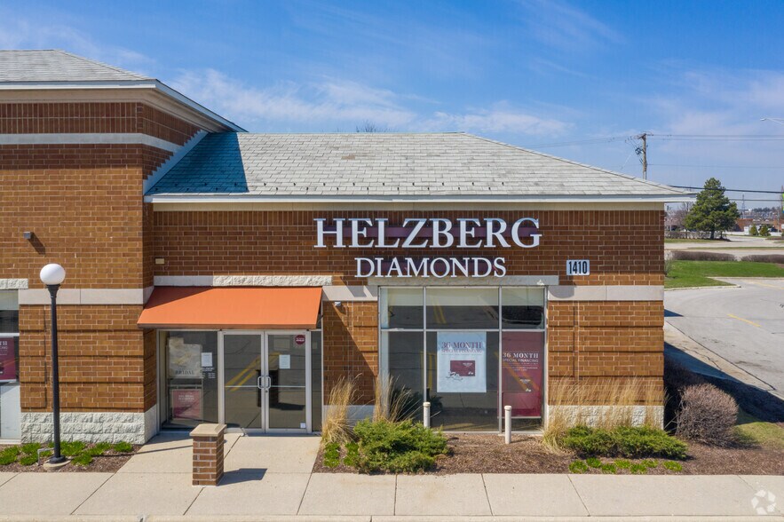 More Photos Of 1430-1540 E Golf Rd, Schaumburg Unknown For Lease