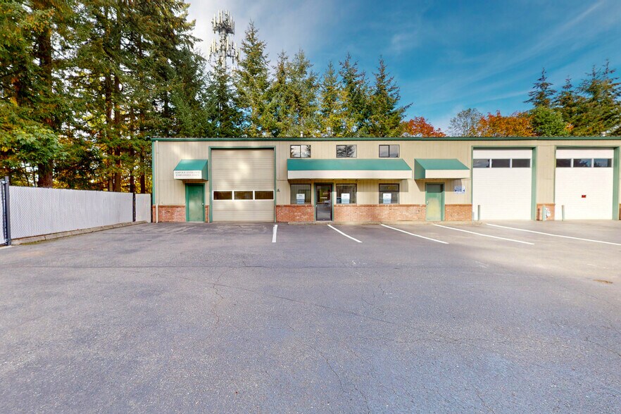 More Photos Of 1025 Black Lake Blvd SW, Olympia Light Manufacturing For Sale