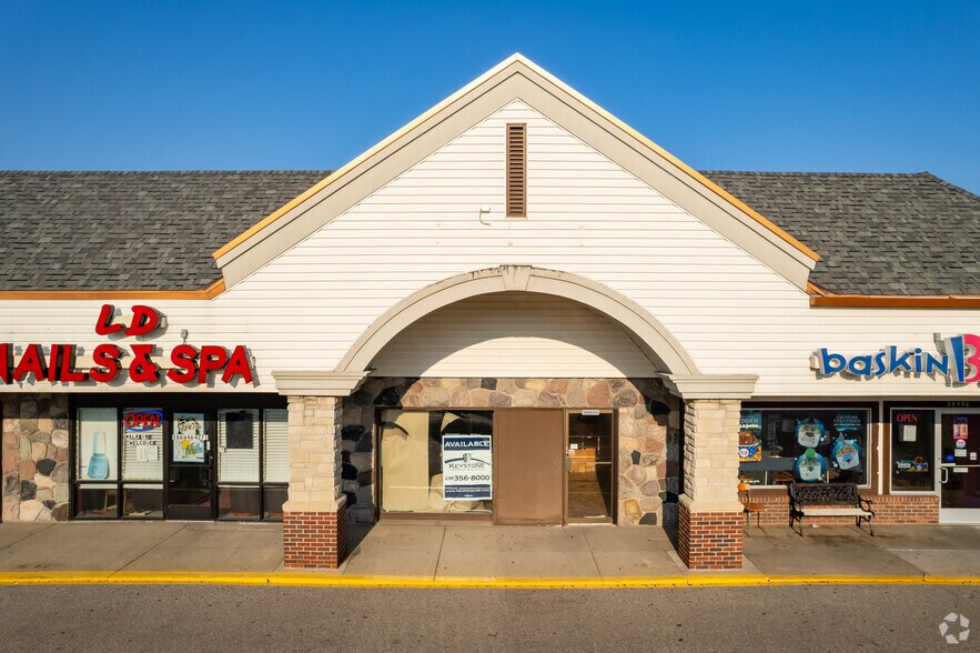 More Photos Of 36570-36830 Garfield Rd, Clinton Township Unknown For Lease