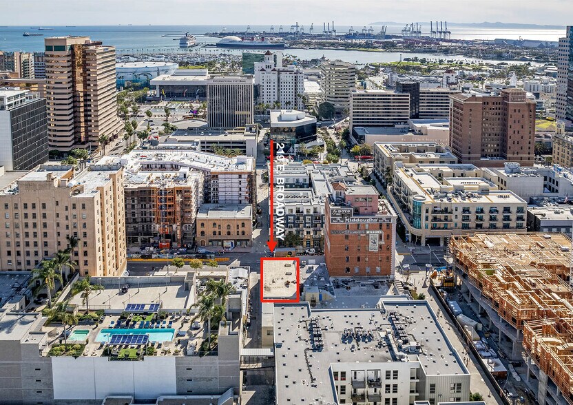 More Photos Of 219 E Broadway, Long Beach Storefront For Lease