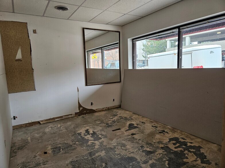 More Photos Of 18 4th St N, Great Falls Storefront For Sale