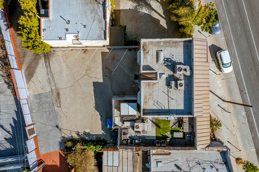 More Photos Of 2951-2953 Lincoln Blvd, Santa Monica Loft Creative Space For Sale