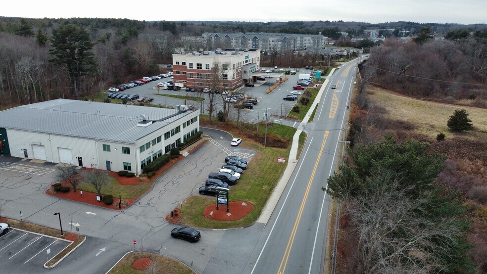 More Photos Of 1256 W Central St, Franklin Warehouse For Lease