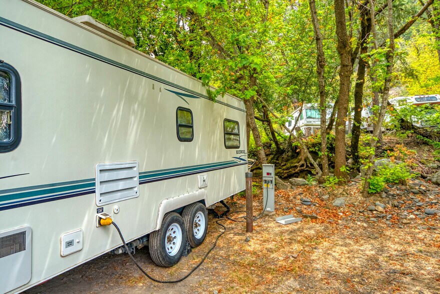 More Photos Of 14785 Belden Town rd, Belden Hotel For Sale