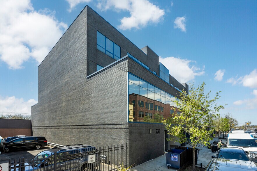 More Photos Of 730 64th St, Brooklyn Medical For Lease