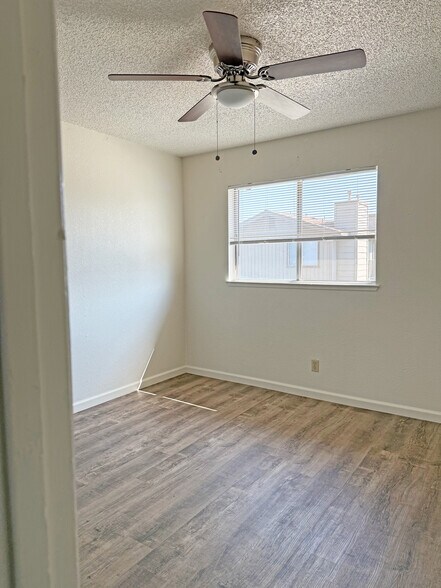 More Photos Of 151 20th Century, Turlock Apartments For Sale