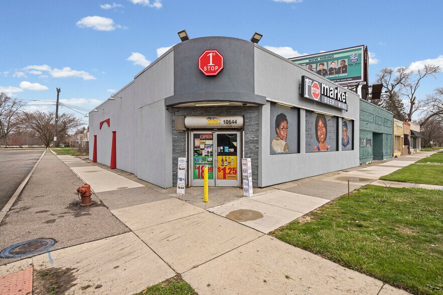 Primary Photo Of 10644 Morang Dr, Detroit Storefront For Sale