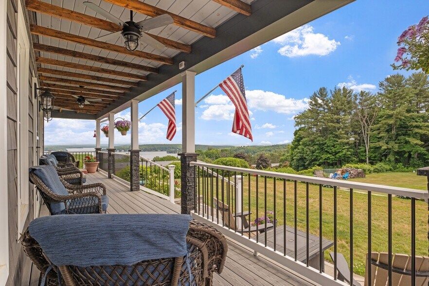 More Photos Of 291 Endicott St N, Laconia Hotel For Sale