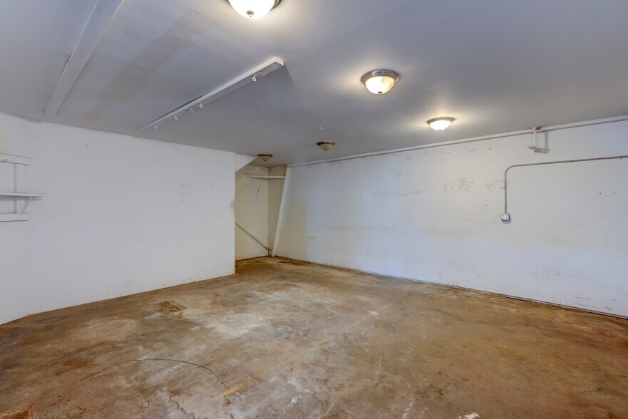 More Photos Of 5971 N Fulton Dr, Prescott Valley Warehouse For Lease