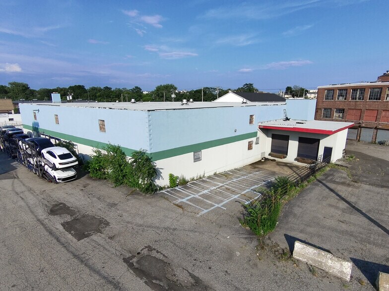 More Photos Of 73 River St, Bridgeport Manufacturing For Lease