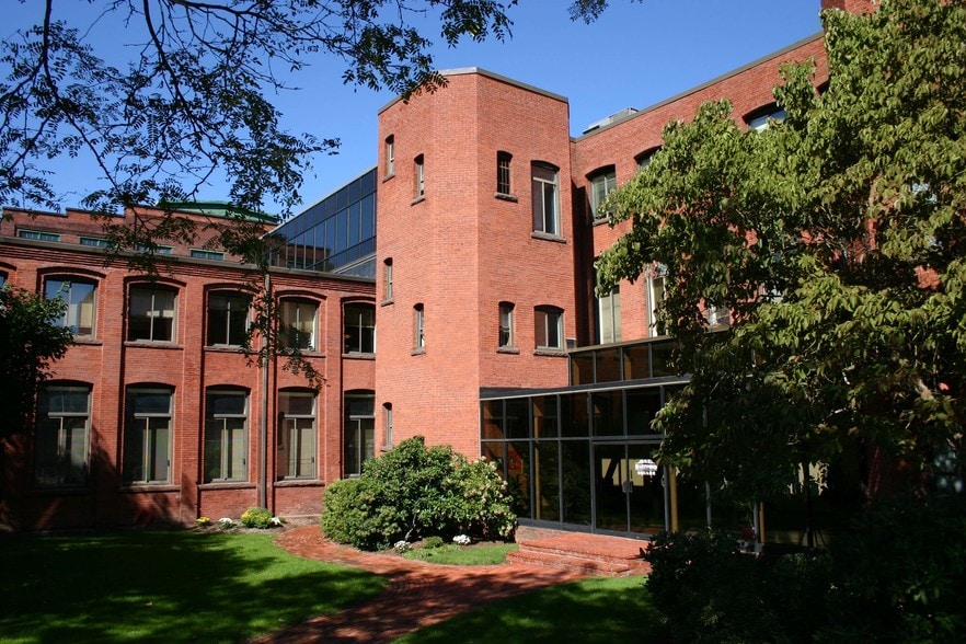 More Photos Of 75 Charter Oak Ave, Hartford Office For Lease