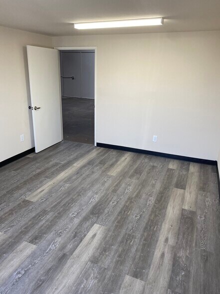 More Photos Of 725-785 W Rialto Ave, Rialto Warehouse For Lease