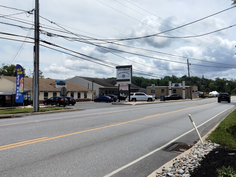 More Photos Of 1486 Rt 100, N. Coventry Twp, Chesco, Pottstown Storefront Retail Office For Sale