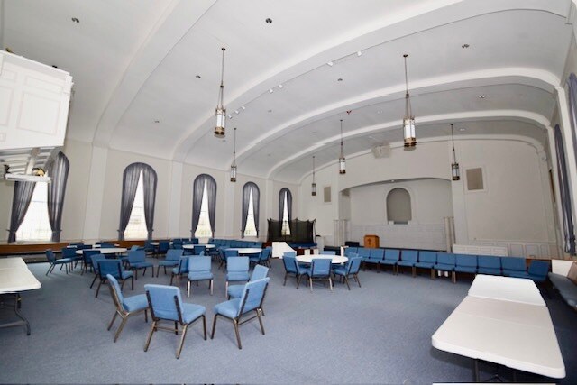 More Photos Of 400 Boyd St, De Soto Religious Facility For Sale