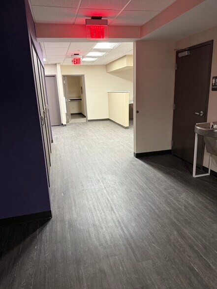 More Photos Of 1458-A N Lee Trevino Dr, El Paso Healthcare For Sale