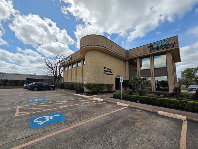 More Photos Of 1844 & 1846 Interstate 10 S, Beaumont Medical For Sale