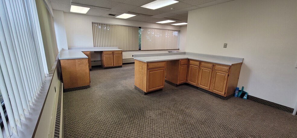 More Photos Of 350 Laird St, Wilkes Barre Office For Lease