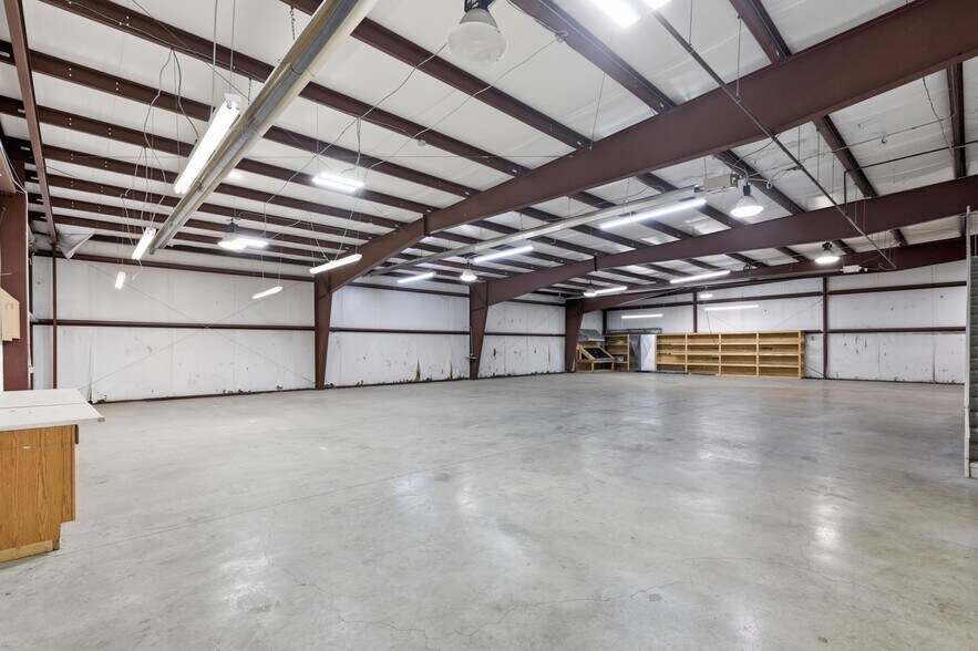 More Photos Of 602 S Michigan Ave, Joplin Freestanding For Lease