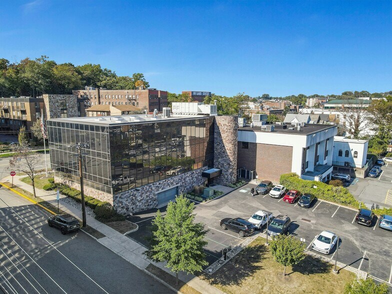 More Photos Of 85 Orient Way, Rutherford Loft Creative Space For Lease