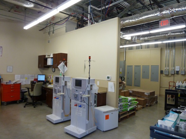 More Photos Of 205 22nd St, Hondo Medical For Sale