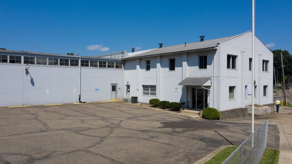 More Photos Of 283 N Main St, Fredericktown Industrial For Sale