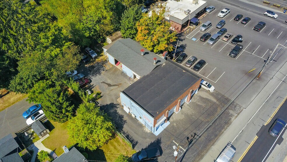 More Photos Of 1413 N 5th St, Stroudsburg Service For Sale