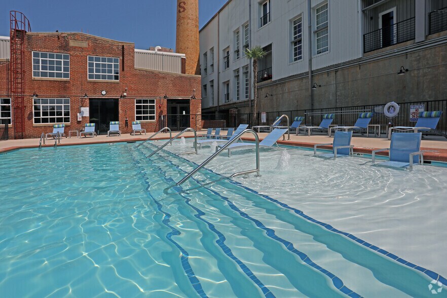 More Photos Of 116 E Main St, Haw River Apartments For Lease