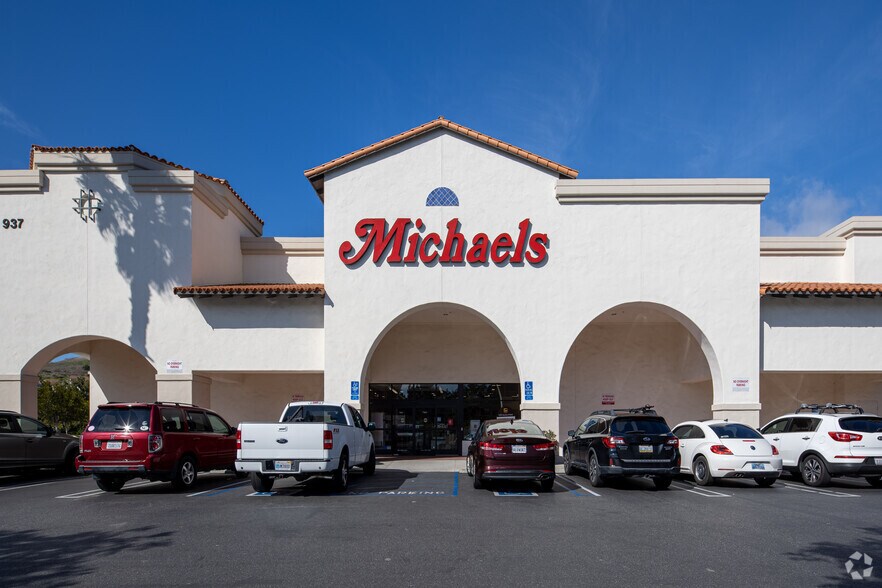 More Photos Of 804-989 Avenida Pico, San Clemente Unknown For Lease