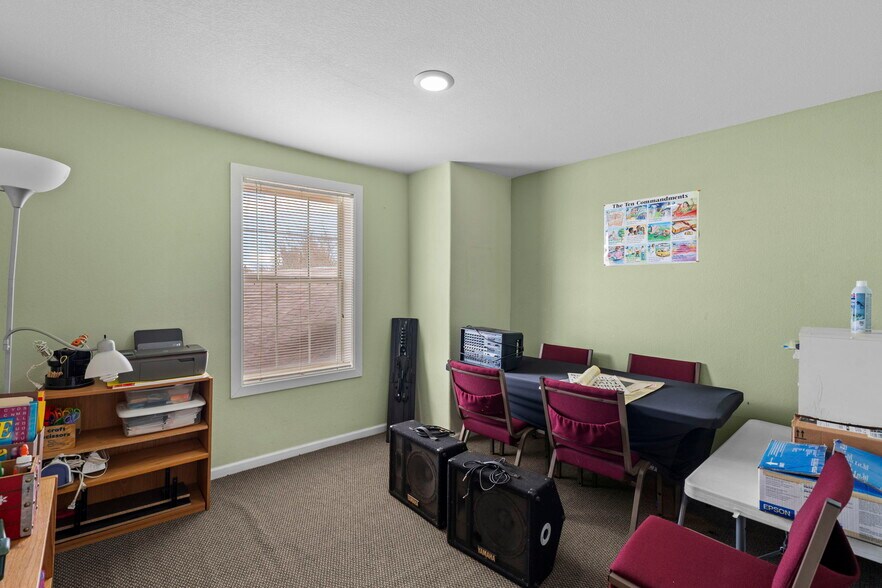 More Photos Of 11200 Thaxton Rd, Austin Religious Facility For Sale