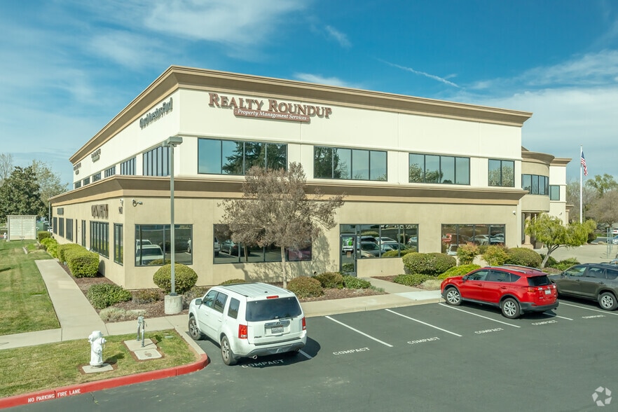 More Photos Of 9401 E Stockton Blvd, Elk Grove Office Residential For Sale