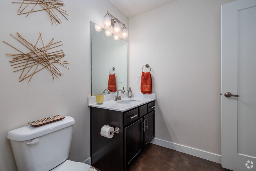 More Photos Of 2120 S Highland Dr, Salt Lake City Apartments For Lease