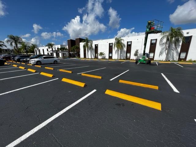 More Photos Of 8333 W McNab Rd, Tamarac Medical For Lease