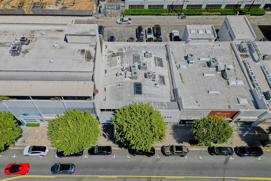 More Photos Of 130-134 S Robertson Blvd, Los Angeles Storefront For Sale