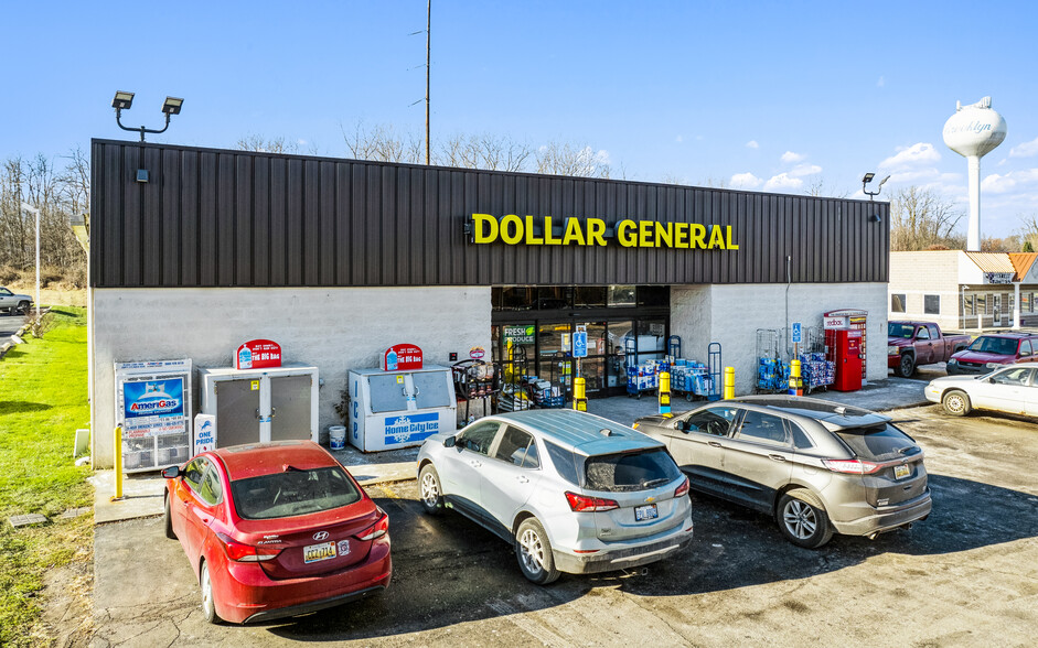 Primary Photo Of 300 S Main St, Brooklyn Freestanding For Sale