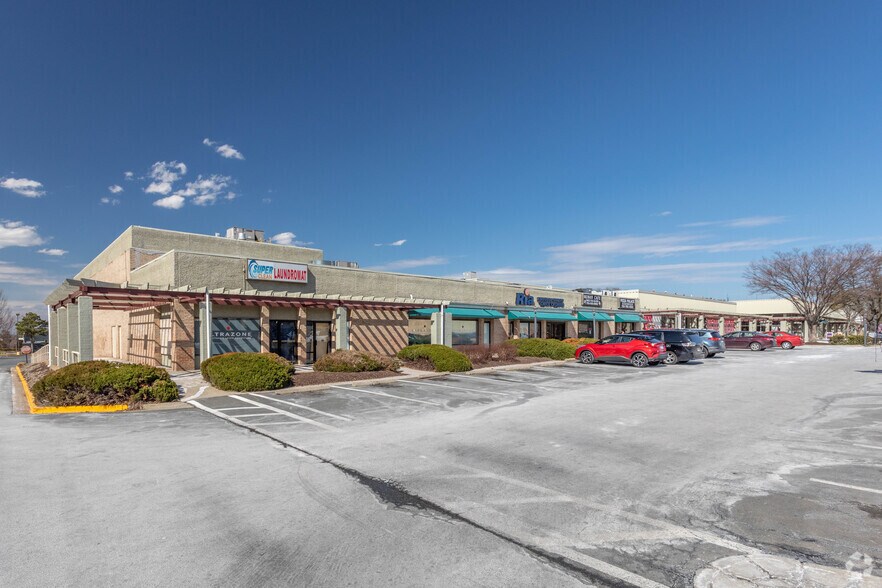 More Photos Of 150-22300 S Sterling Blvd, Sterling Unknown For Lease