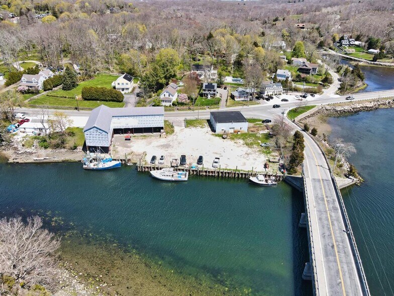 More Photos Of 2139 Main Rd, Tiverton Marina For Sale