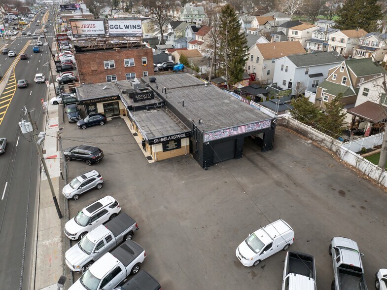 Primary Photo Of 120 US Highway 46, Little Ferry General Retail For Sale